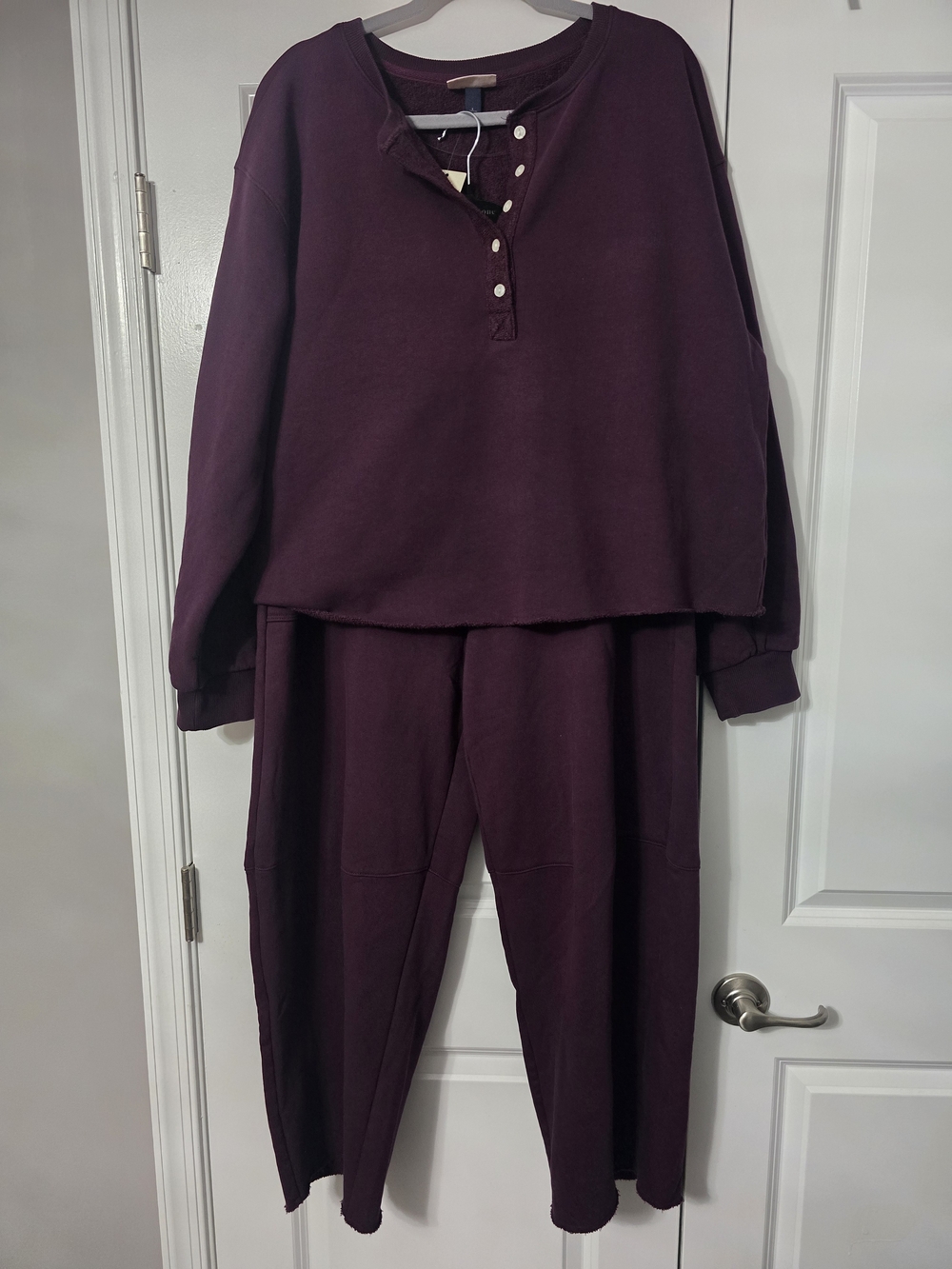 Women's Jogger Set in Deep Plum